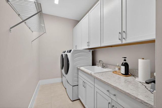 9261 Coral Isles Circle, Palm Beach Gardens, FL 33412