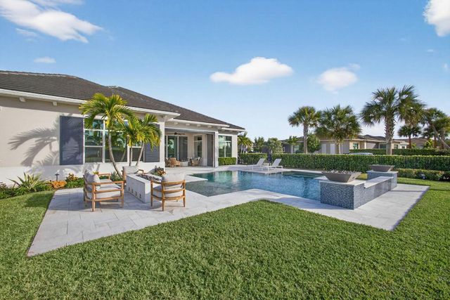 9261 Coral Isles Circle, Palm Beach Gardens, FL 33412