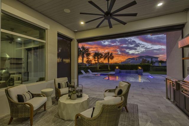 9261 Coral Isles Circle, Palm Beach Gardens, FL 33412