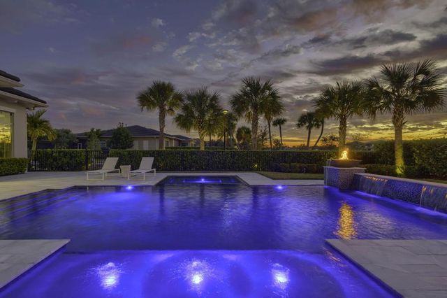 9261 Coral Isles Circle, Palm Beach Gardens, FL 33412