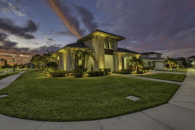 9261 Coral Isles Circle, Palm Beach Gardens, FL 33412
