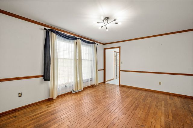 110 Kathy Ann Ln, Peters Twp, PA 15317