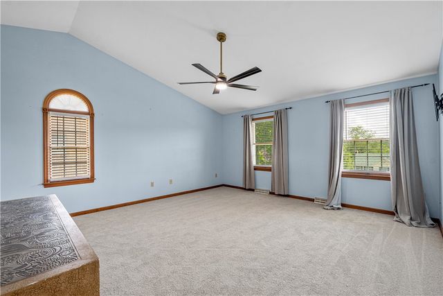 110 Kathy Ann Ln, Peters Twp, PA 15317