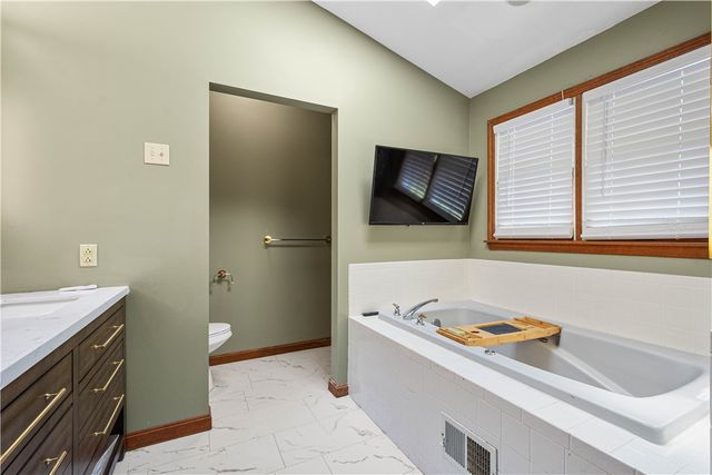 110 Kathy Ann Ln, Peters Twp, PA 15317