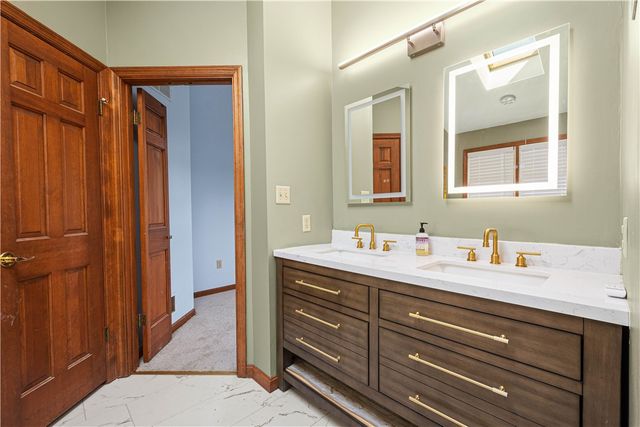110 Kathy Ann Ln, Peters Twp, PA 15317