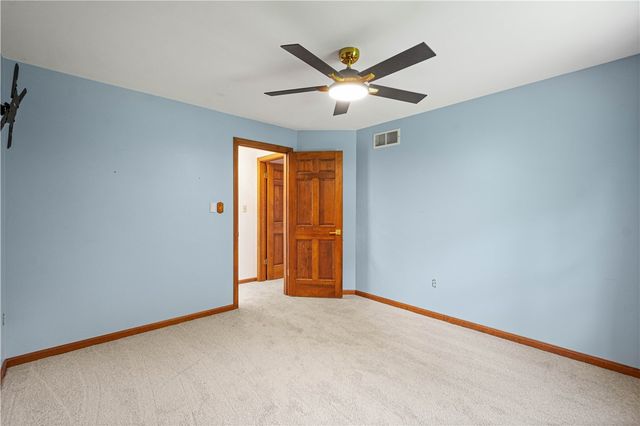 110 Kathy Ann Ln, Peters Twp, PA 15317