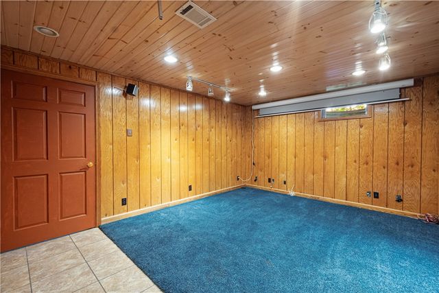 110 Kathy Ann Ln, Peters Twp, PA 15317