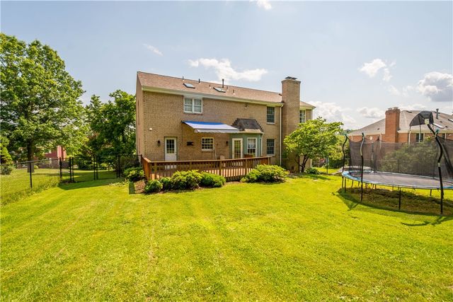 110 Kathy Ann Ln, Peters Twp, PA 15317