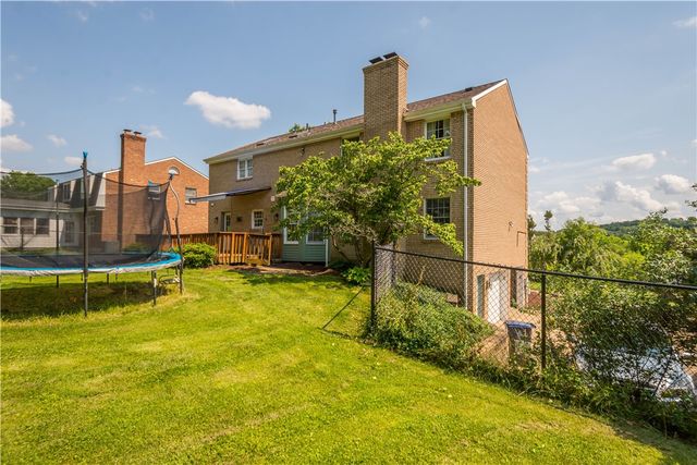 110 Kathy Ann Ln, Peters Twp, PA 15317