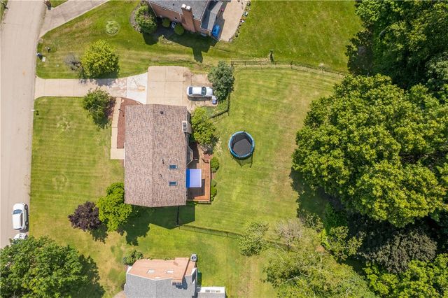 110 Kathy Ann Ln, Peters Twp, PA 15317