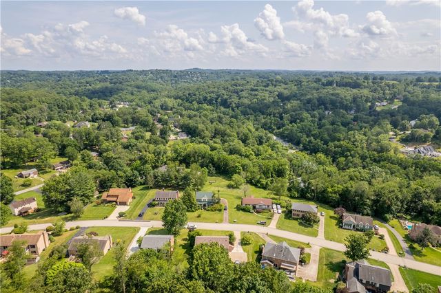 110 Kathy Ann Ln, Peters Twp, PA 15317