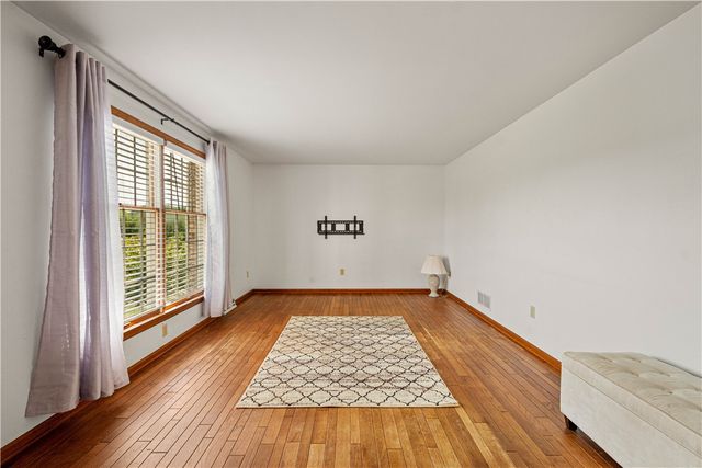 110 Kathy Ann Ln, Peters Twp, PA 15317