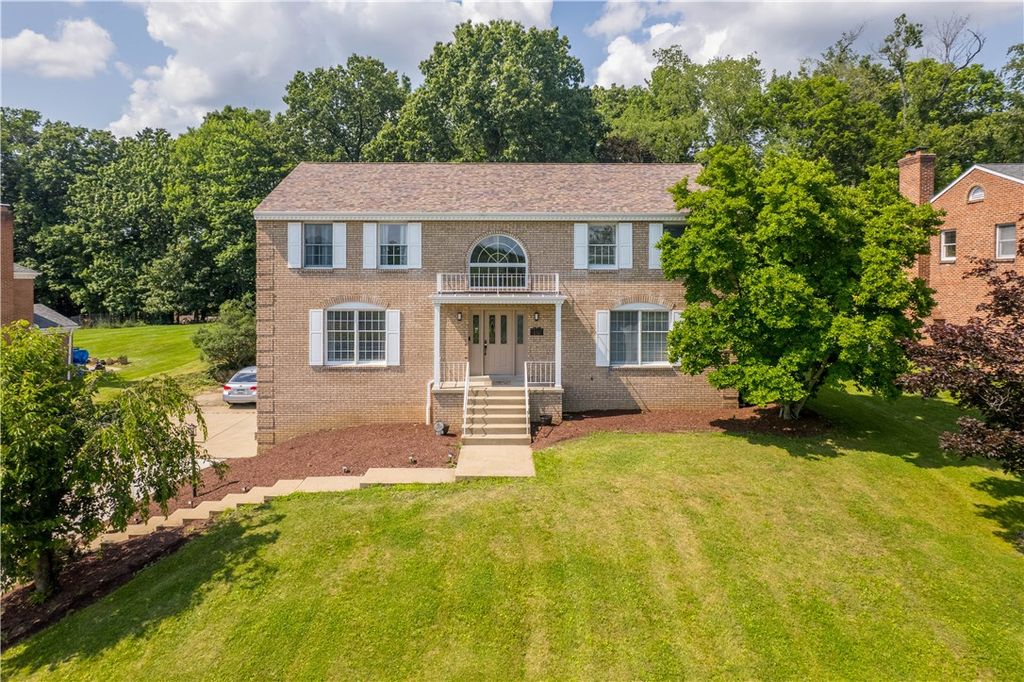 110 Kathy Ann Ln, Peters Twp, PA 15317