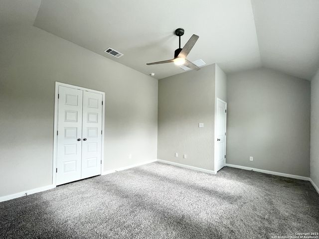 1518 STONY ISLAND DR, San Antonio, TX 78245