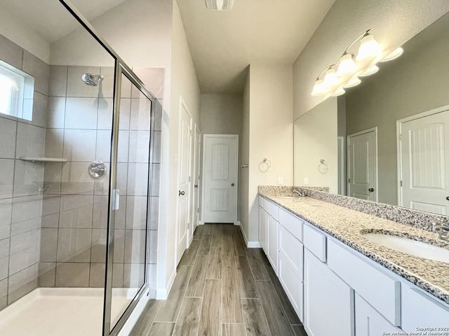 1518 STONY ISLAND DR, San Antonio, TX 78245
