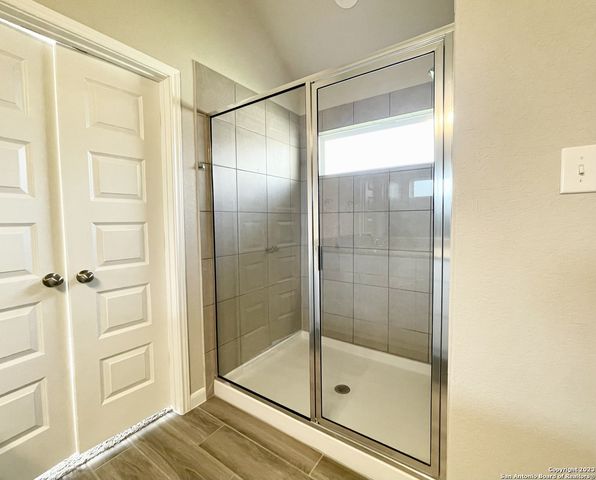 1518 STONY ISLAND DR, San Antonio, TX 78245