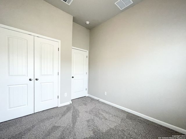 1518 STONY ISLAND DR, San Antonio, TX 78245