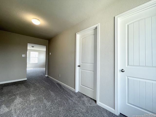 1518 STONY ISLAND DR, San Antonio, TX 78245