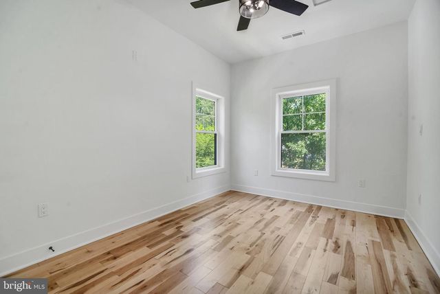203 LINCOLN AVE, Takoma Park, MD 20912
