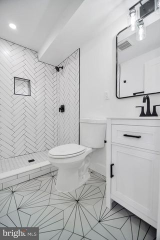 203 LINCOLN AVE, Takoma Park, MD 20912