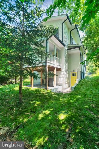 203 LINCOLN AVE, Takoma Park, MD 20912