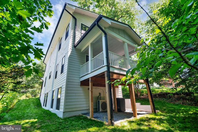 203 LINCOLN AVE, Takoma Park, MD 20912