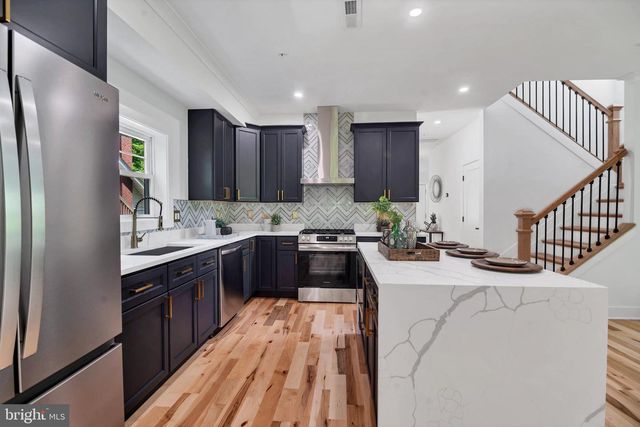 203 LINCOLN AVE, Takoma Park, MD 20912