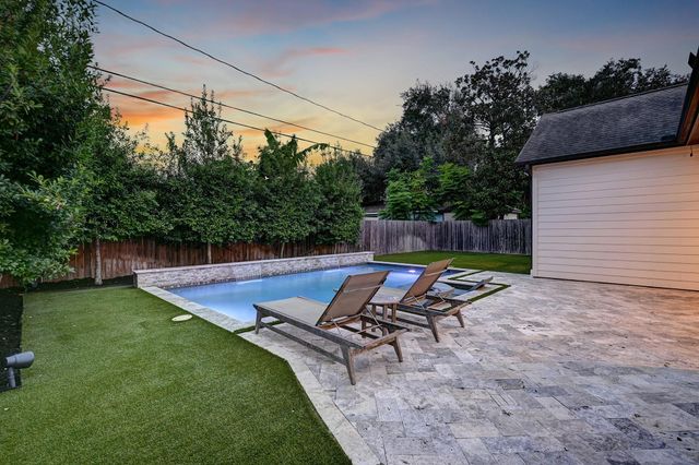 1906 Gardenia Drive, Houston, TX 77018