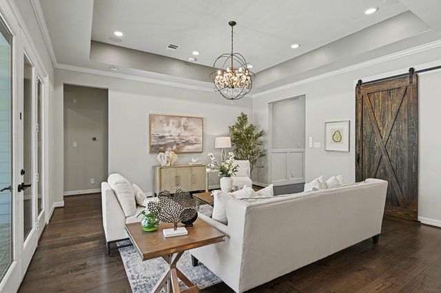 1906 Gardenia Drive, Houston, TX 77018