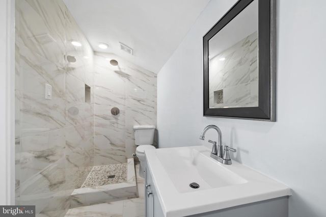 7708 BENDER RD, Landover, MD 20785