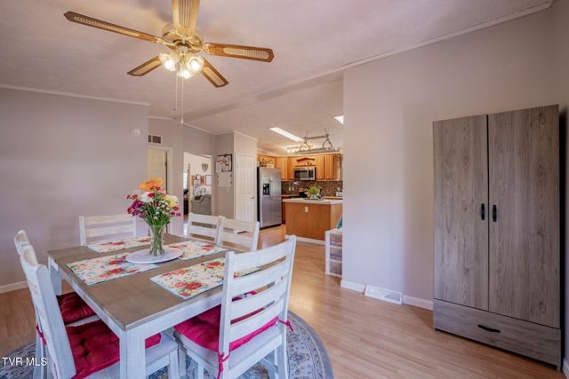 112 Grassy Valley Road, Whitesburg, TN 37891