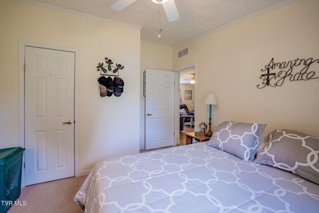 112 Grassy Valley Road, Whitesburg, TN 37891