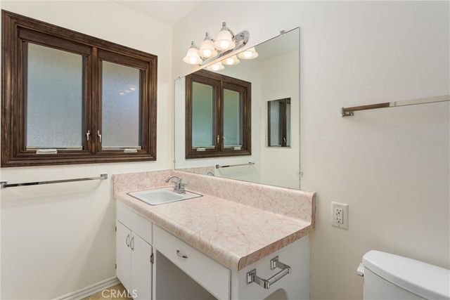 612 Lakeside Avenue, Redlands, CA 92373
