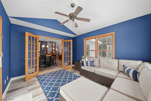 11080 Dunsby Avenue NW, Uniontown, OH 44685