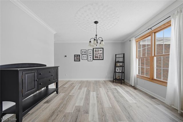 11080 Dunsby Avenue NW, Uniontown, OH 44685