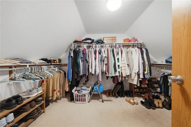 11080 Dunsby Avenue NW, Uniontown, OH 44685