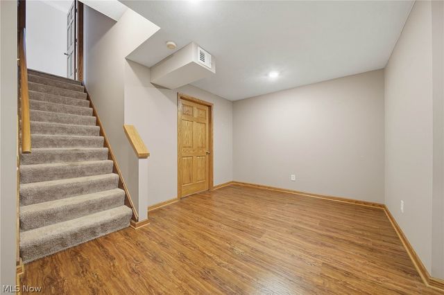 11080 Dunsby Avenue NW, Uniontown, OH 44685