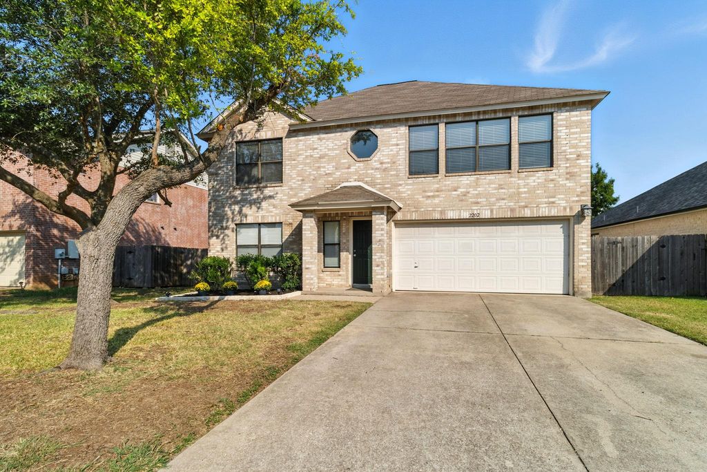 2202 Pena Blanca DR, Cedar Park, TX 78613