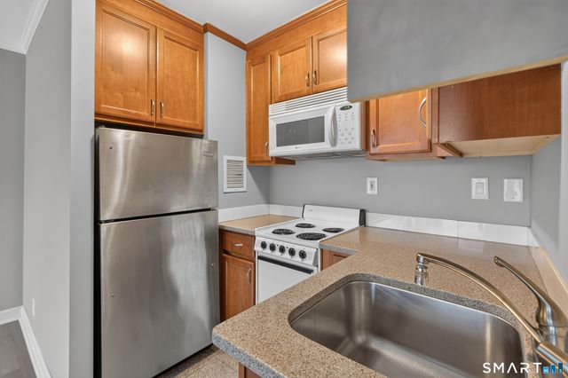 1 Gold Street 3F, Hartford, CT 06103