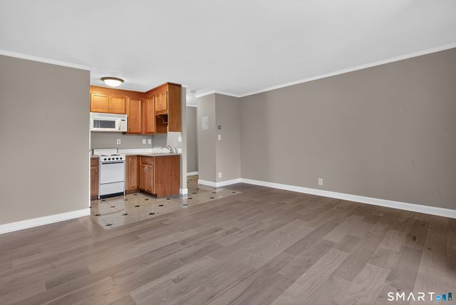 1 Gold Street 3F, Hartford, CT 06103