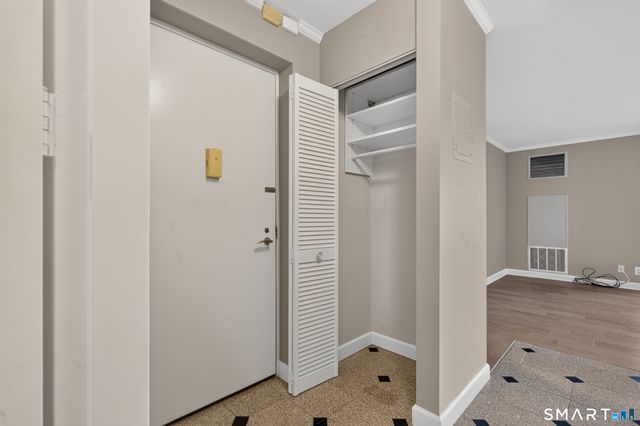 1 Gold Street 3F, Hartford, CT 06103
