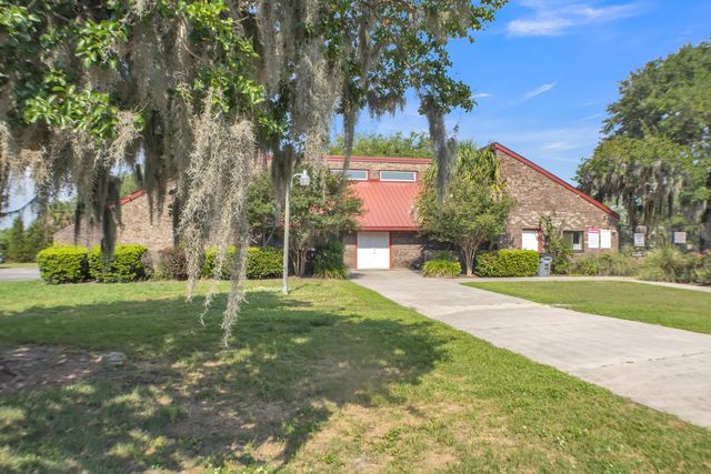 4407 Great Oak Drive, North Charleston, SC 29418