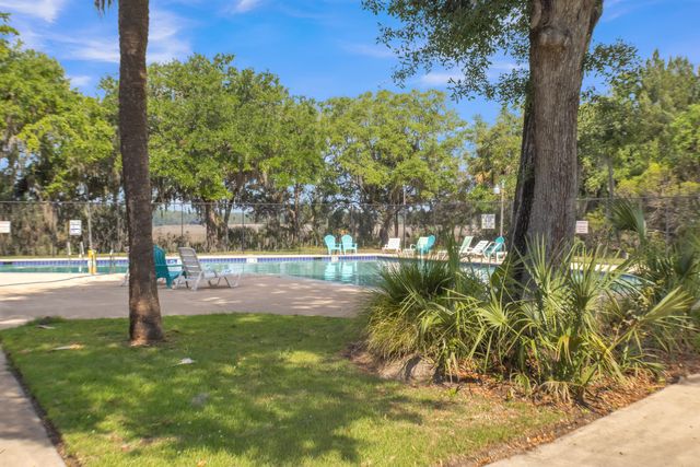 4407 Great Oak Drive, North Charleston, SC 29418