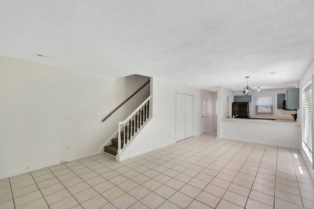 4407 Great Oak Drive, North Charleston, SC 29418