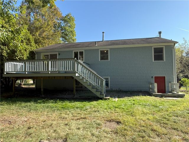 7 Leatherleaf Road, Narragansett, RI 02882