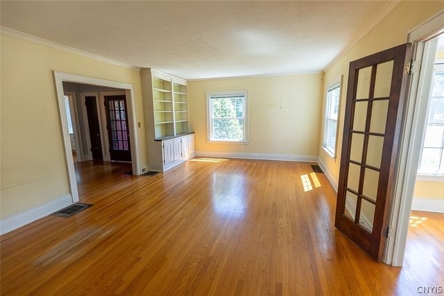 194 Clifton Place, Syracuse, NY 13206