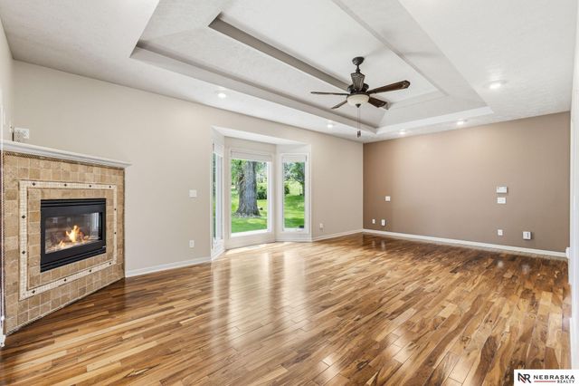 11211 Kentucky Road, Papillion, NE 68133