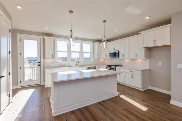 410 Elite Street, Westfield, IN 46074