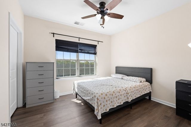 547 E Celebration Way, South Plainfield Boro, NJ 07080