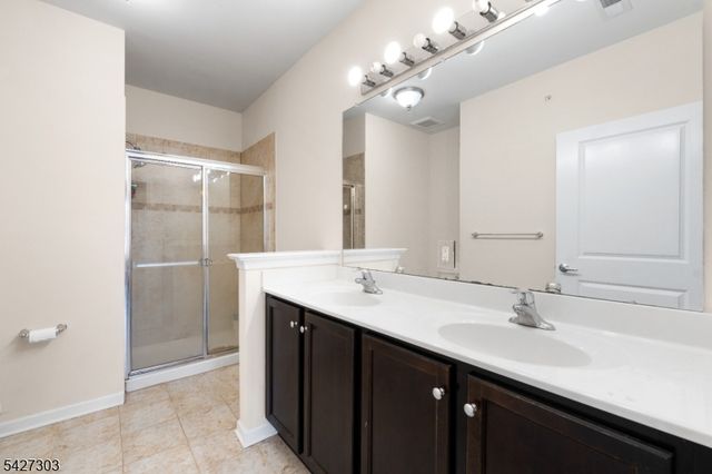 547 E Celebration Way, South Plainfield Boro, NJ 07080